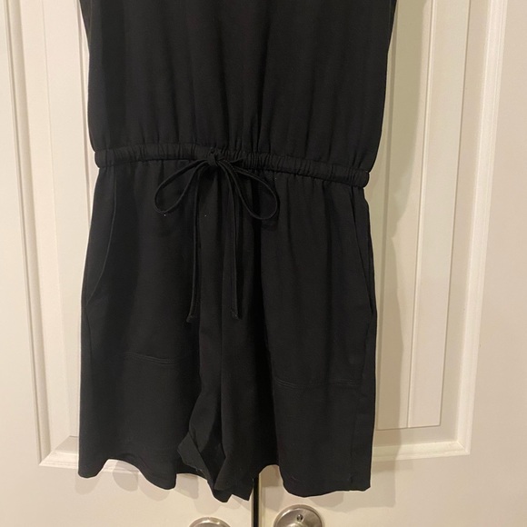 Soft romper with pockets - Picture 7 of 7
